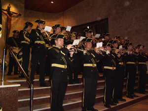 Banda en la Iglesia de María mediadora