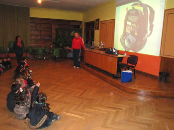 También les animamos a participar en la marcha solidaria que realiza el colegio y a preparar la mochila para ella.