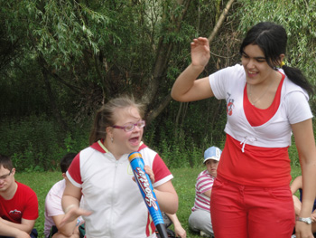 También pasaron a visitarnos "Las Populares" de Patito.