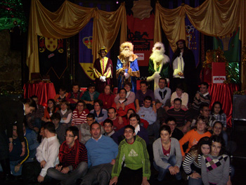 Foto de Familia con los Reyes Magos.
