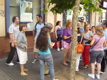 Momentos antes de la Salida, despidiendose de los familiares.