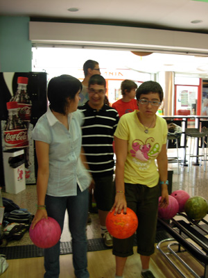 El torneo de bolos estuvo muy ajustado y tuvo un final apasionante.