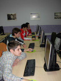 Una de las sesiones sobre internet en la Academia ECI.