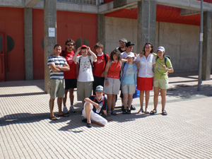 Con la Concejala de Deportes de los Villares, tras la convivencia con la semilicolonia que organizan en el pueblo.