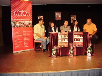 Foto miestras se dibulgaba el proyecto.