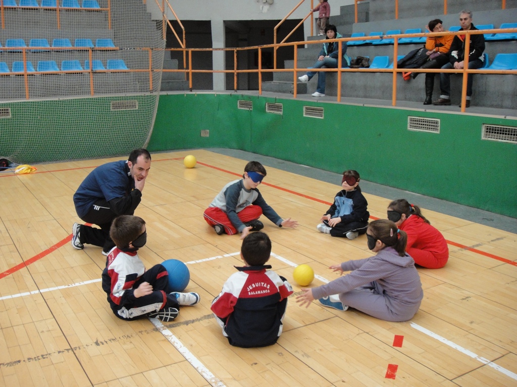 Deporte adaptado para niños en la Alamedilla