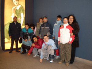Foto de los Participantes dentro de la exposición