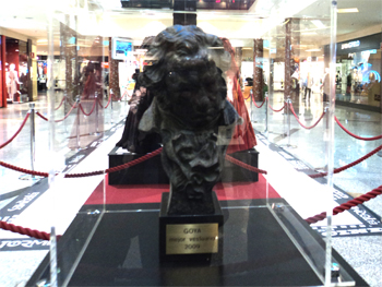 Estatuilla original de Goya al mejor vestuario 2009