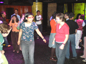 Momento de la llegada a la discoteca