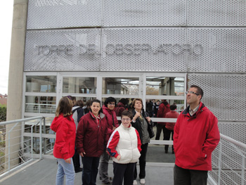 En la puerta de subida al observatorio